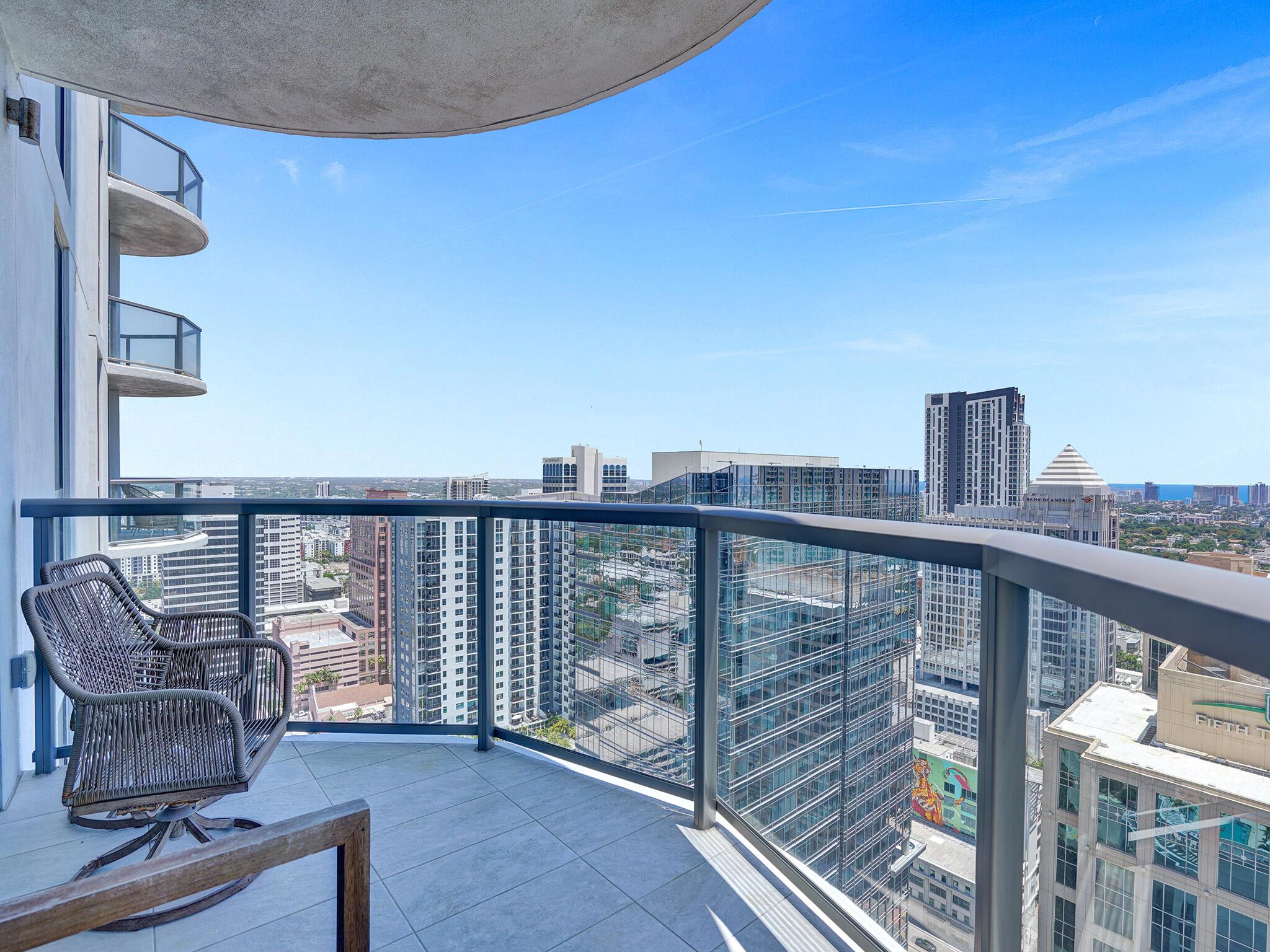 100 Las Olas - Residential Lease