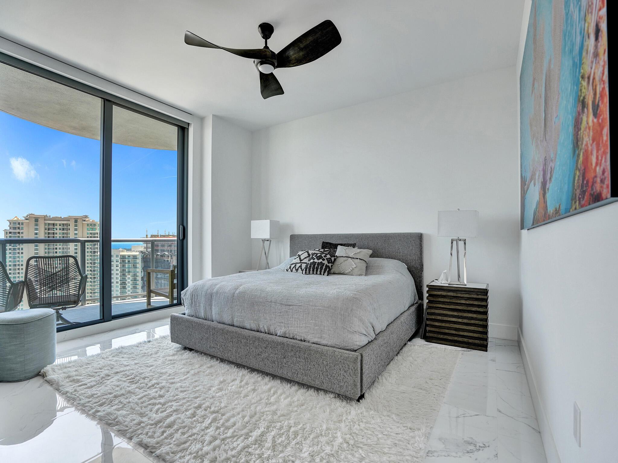 100 Las Olas - Residential Lease
