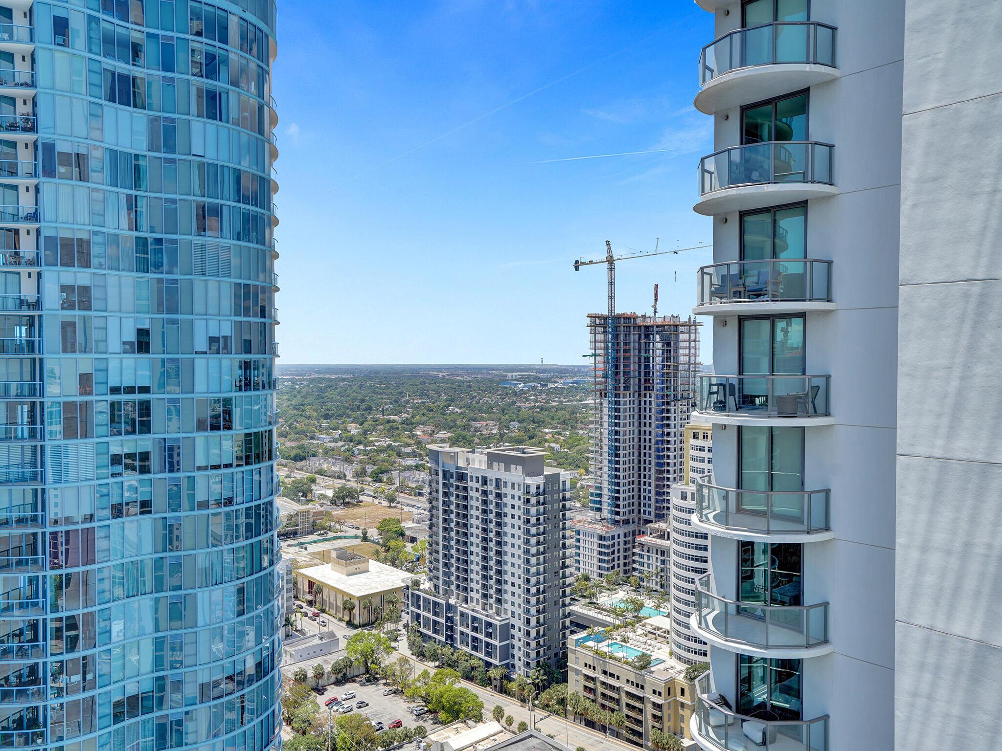 100 Las Olas - Residential Lease