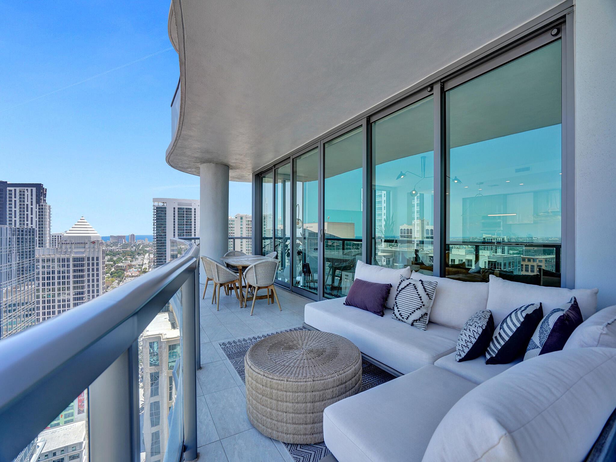 100 Las Olas - Residential Lease