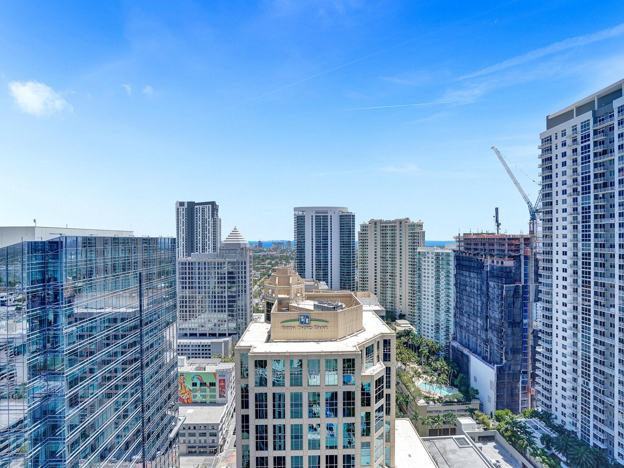 100 Las Olas - Residential Lease
