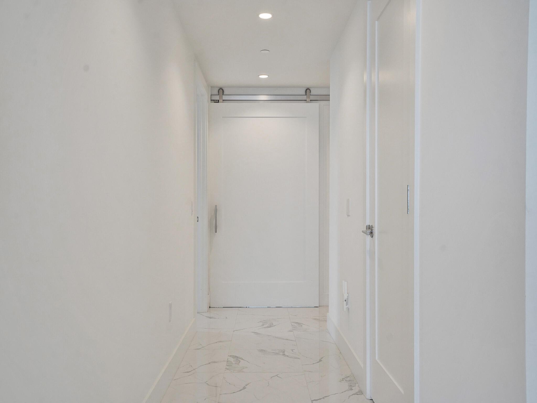 100 Las Olas - Residential Lease