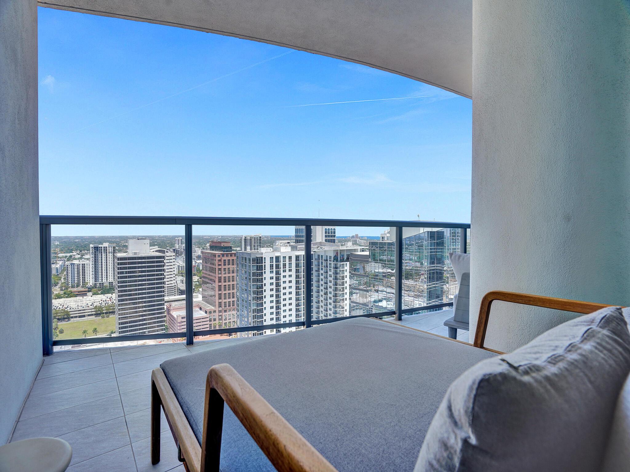 100 Las Olas - Residential Lease