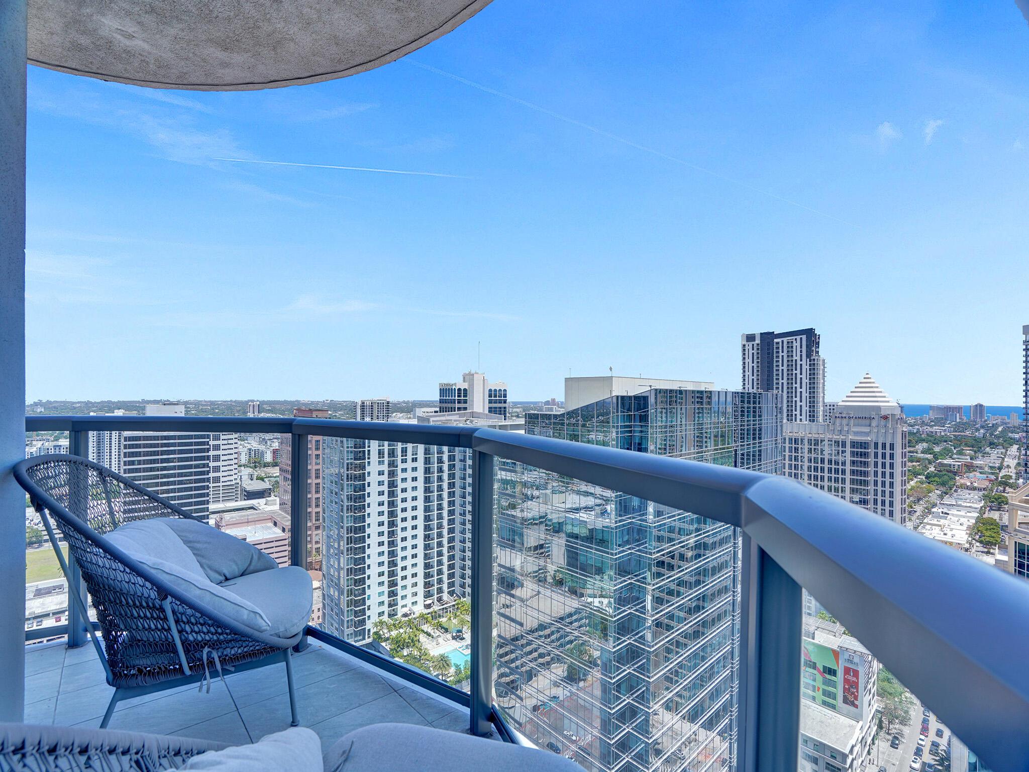 100 Las Olas - Residential Lease