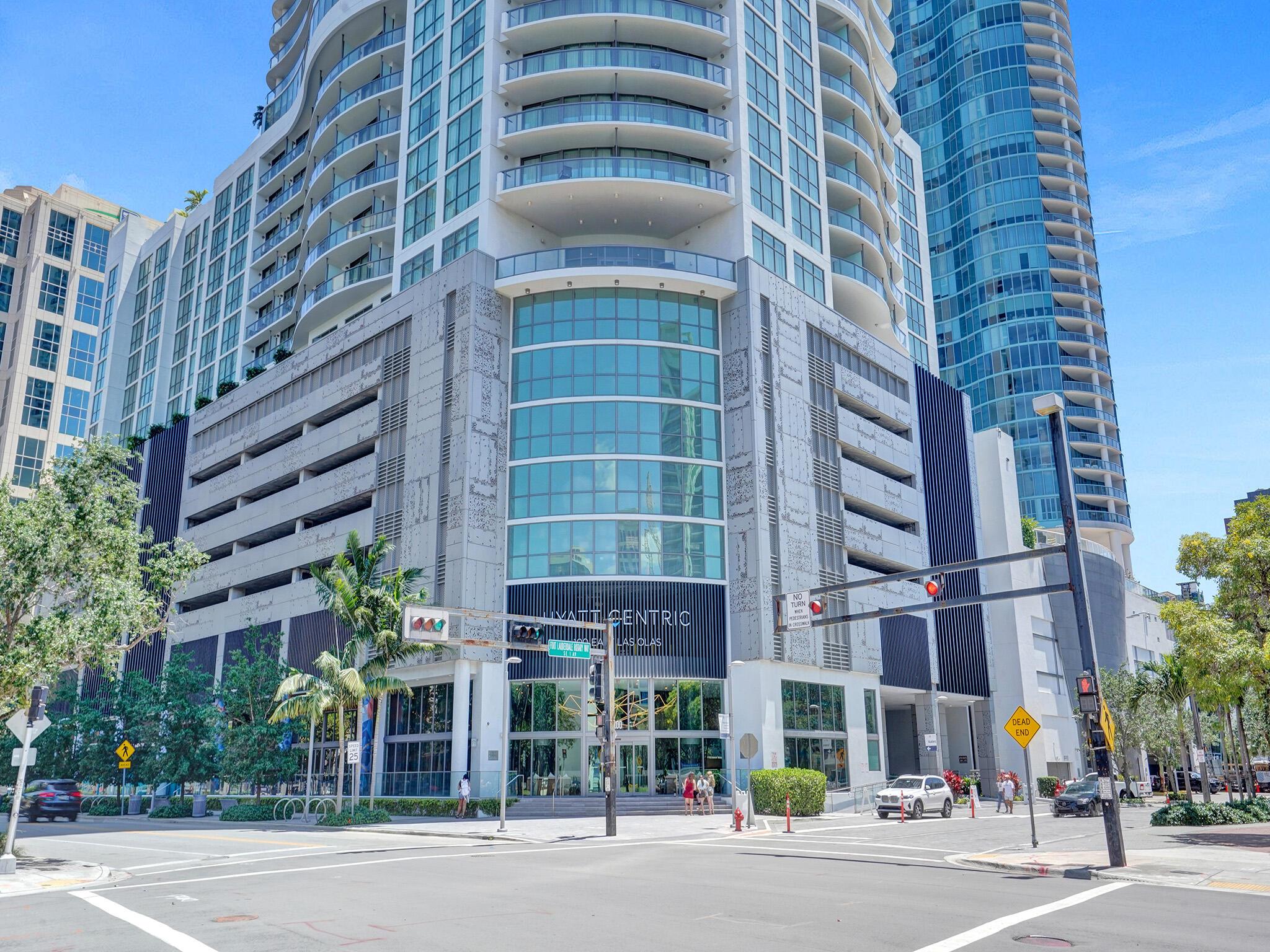 100 Las Olas - Residential Lease