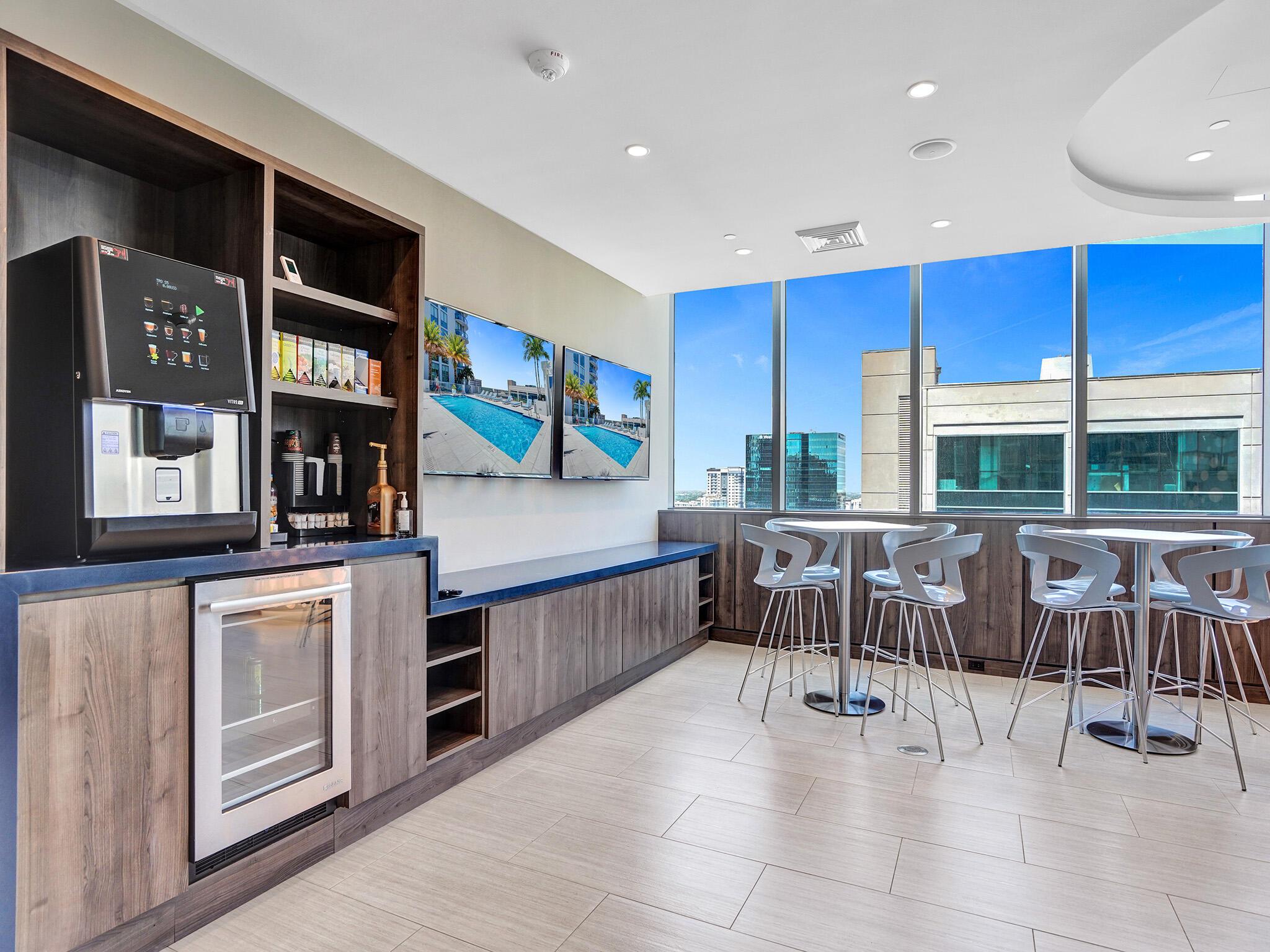 100 Las Olas - Residential Lease