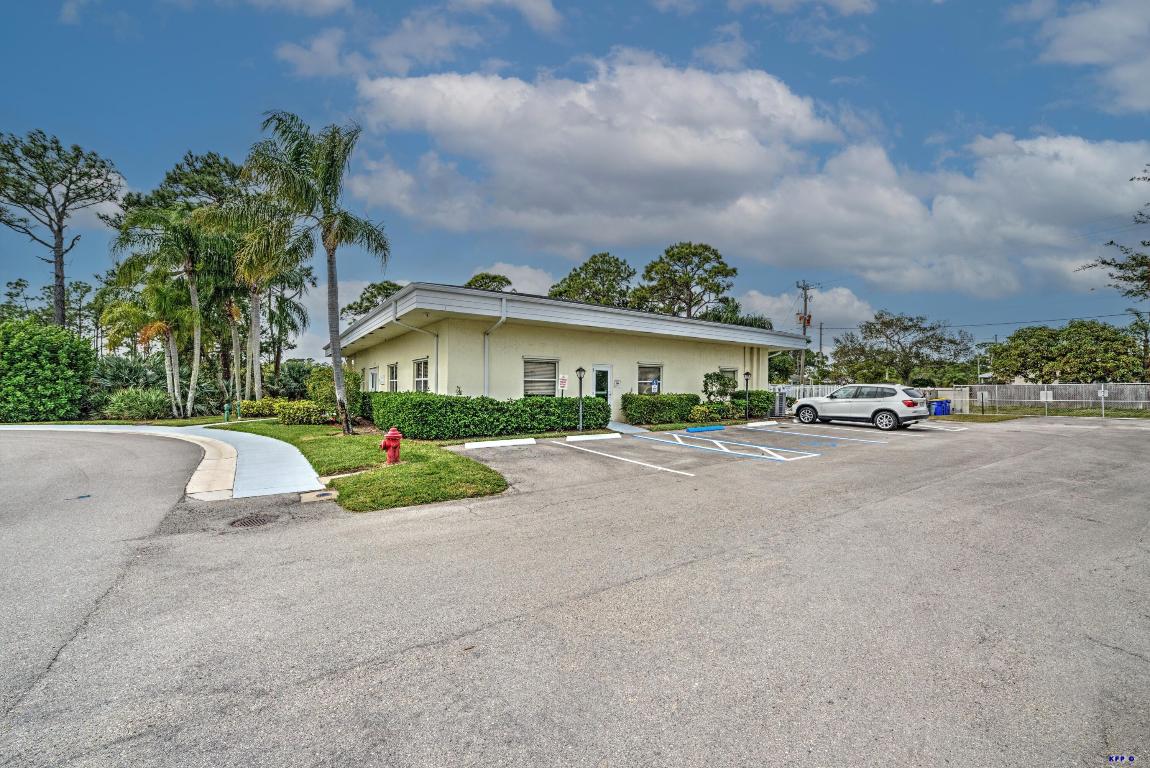 SEA PINES - Residential