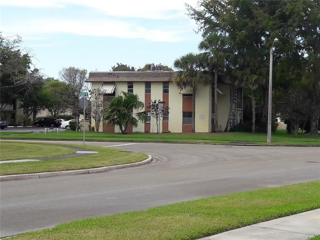 Lakewood On The Green 1 C - Residential Lease