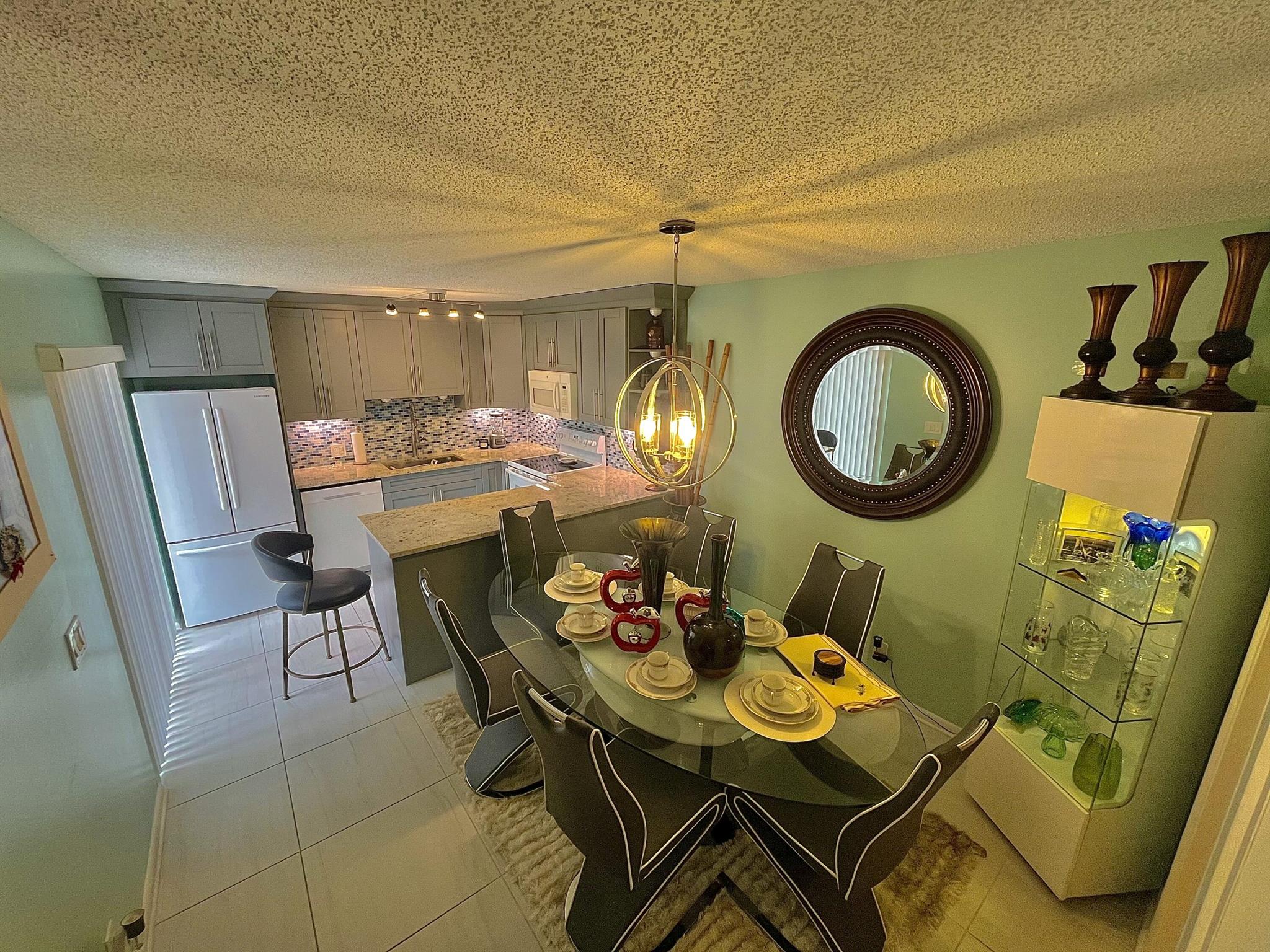 LAGO LUCERNE - Residential