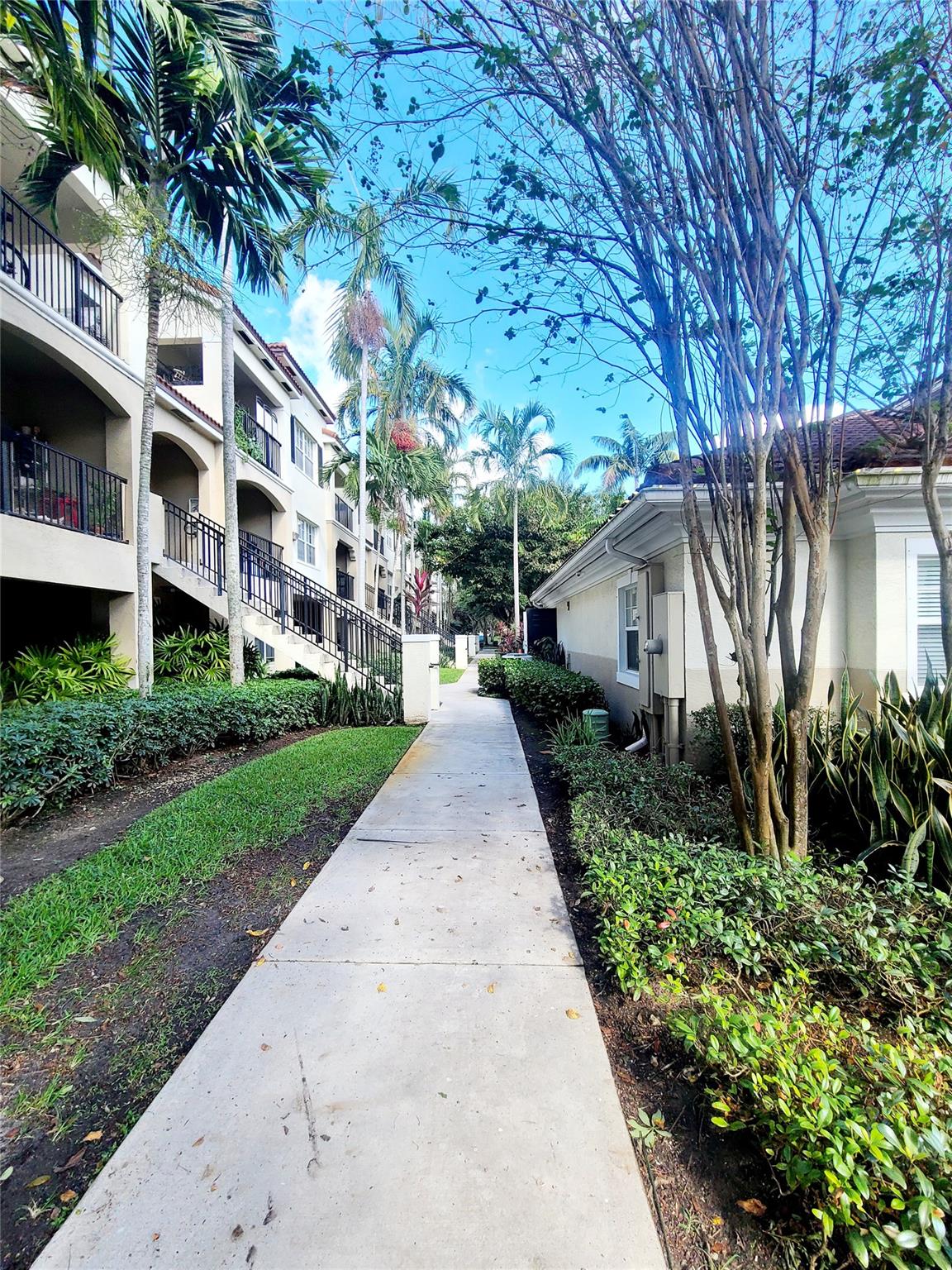 El-Ad Poinciana Condo - Residential Lease