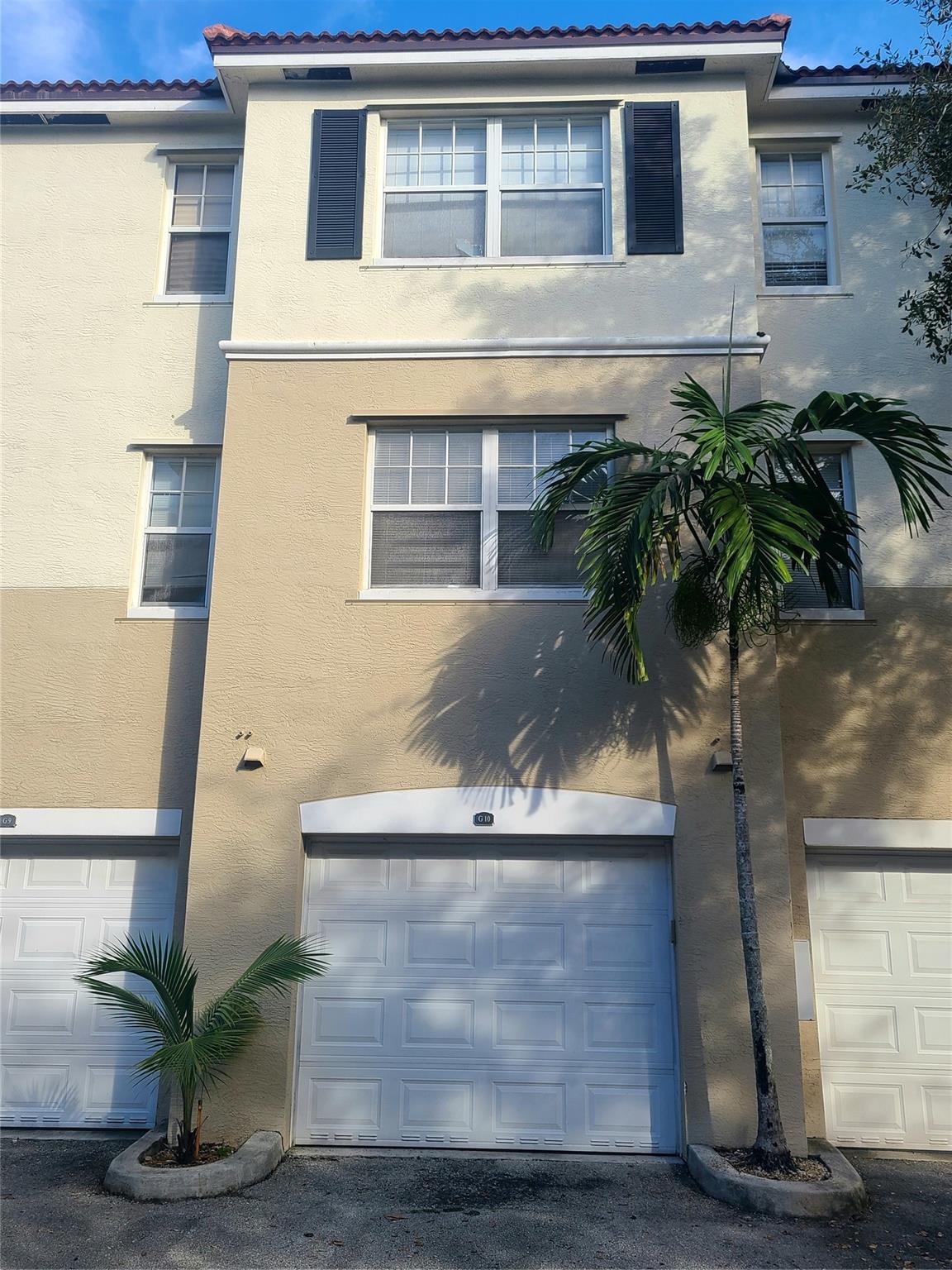 El-Ad Poinciana Condo - Residential Lease