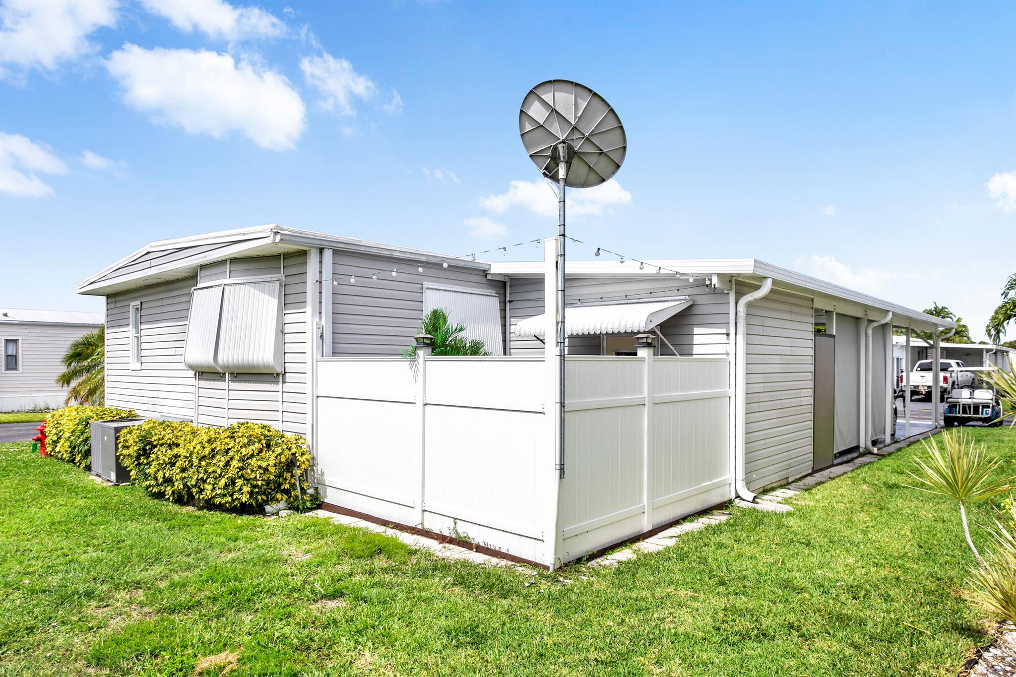 JAMAICA BAY MOBILE HOME C - Residential