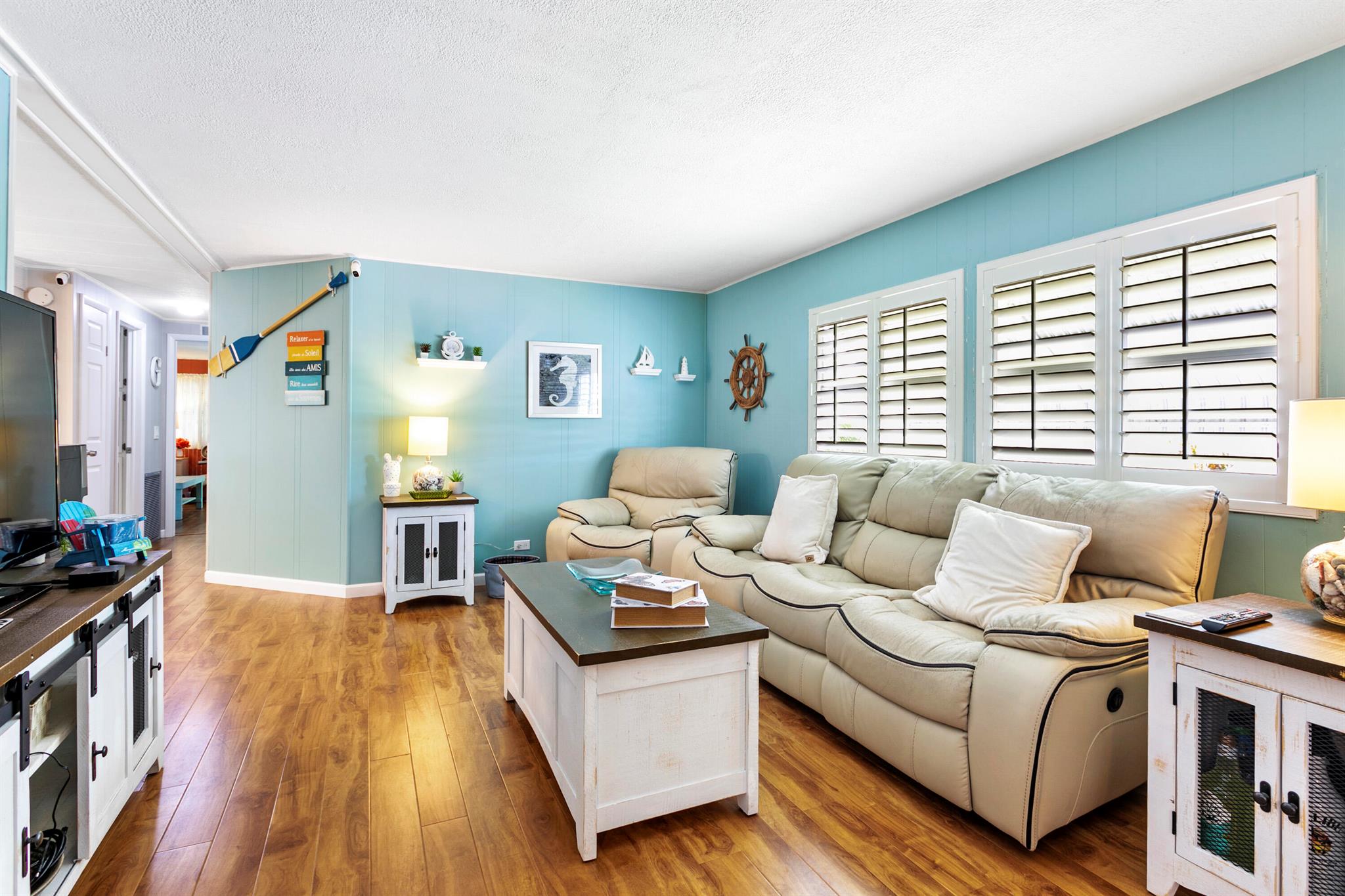 JAMAICA BAY MOBILE HOME C - Residential