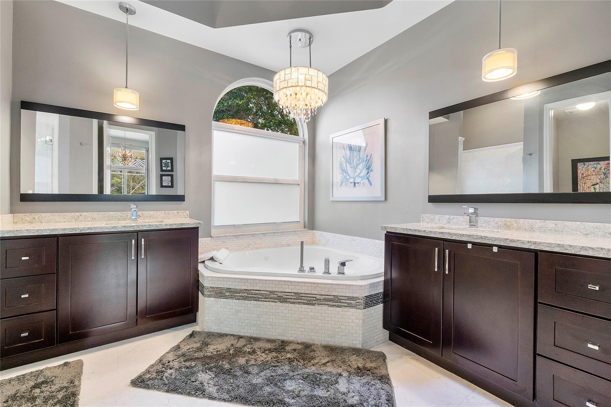 Pine Tree Estates - Residential