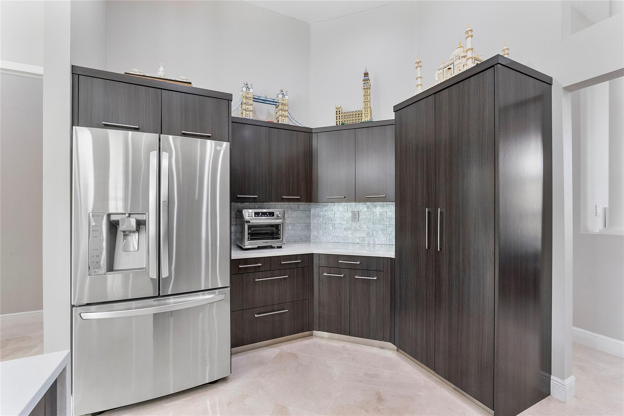 Pine Tree Estates - Residential