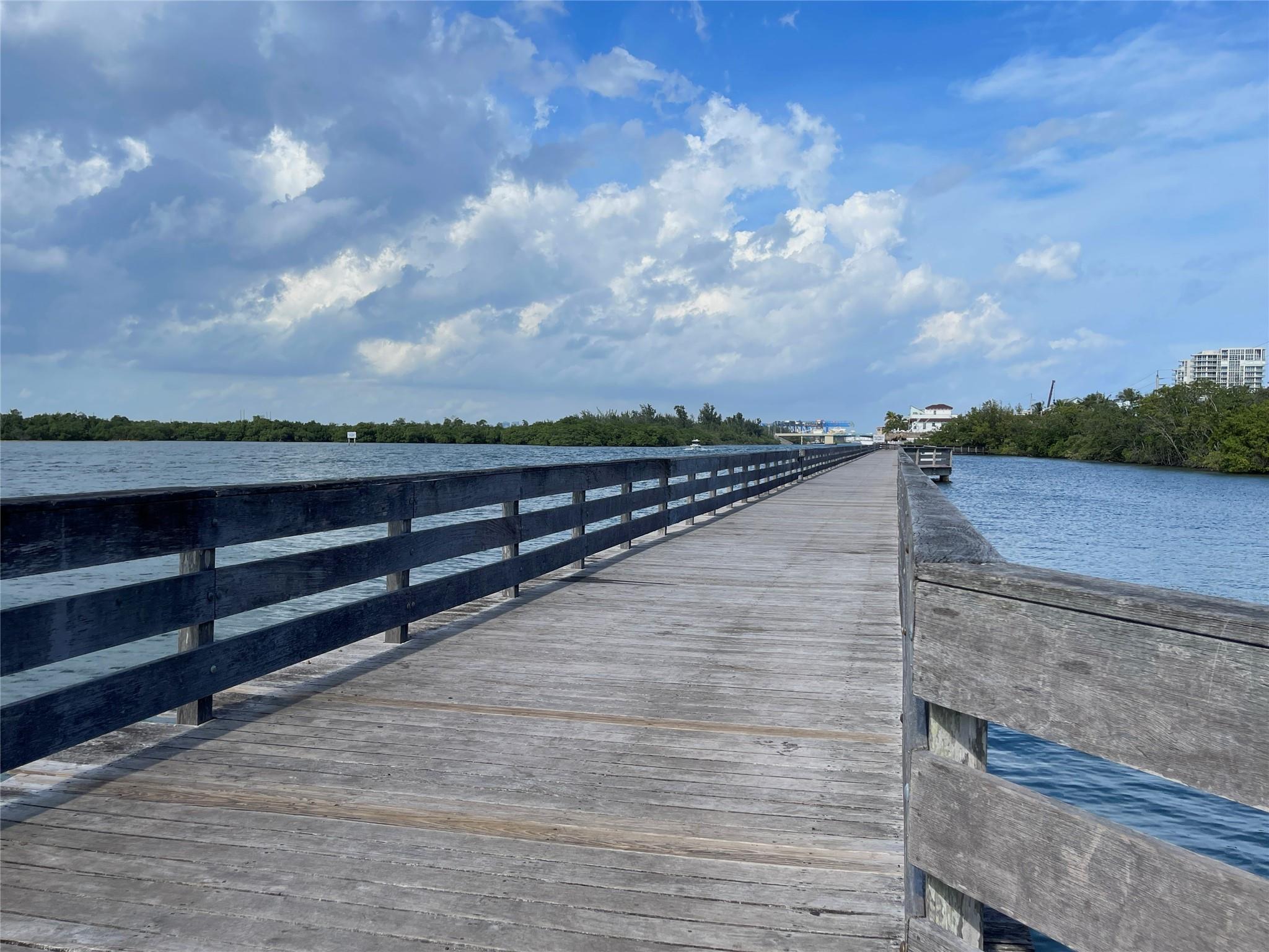 Meadow Brook Lakes - Residential