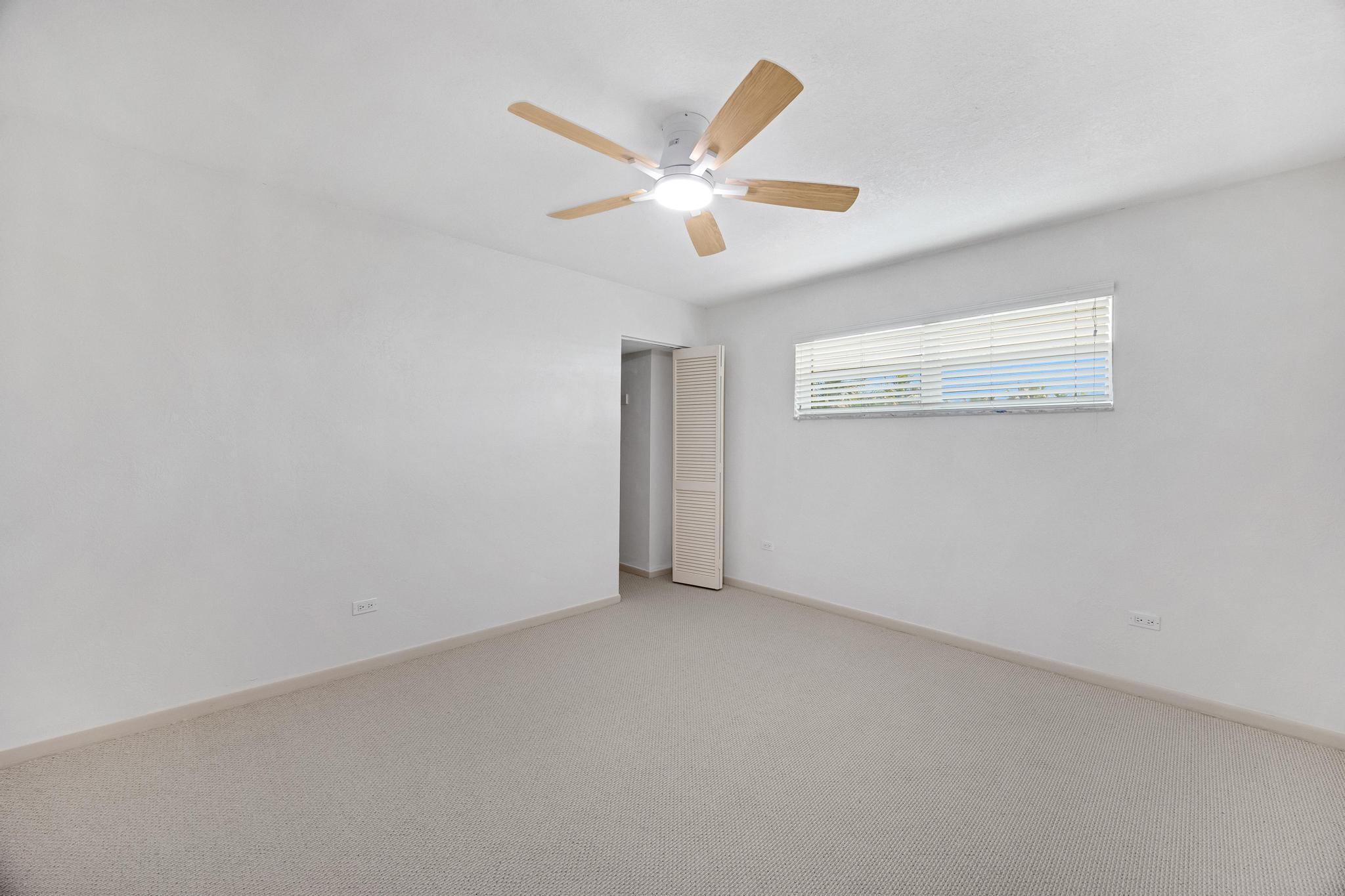 ANCHOR CONDOMINIUM - Residential