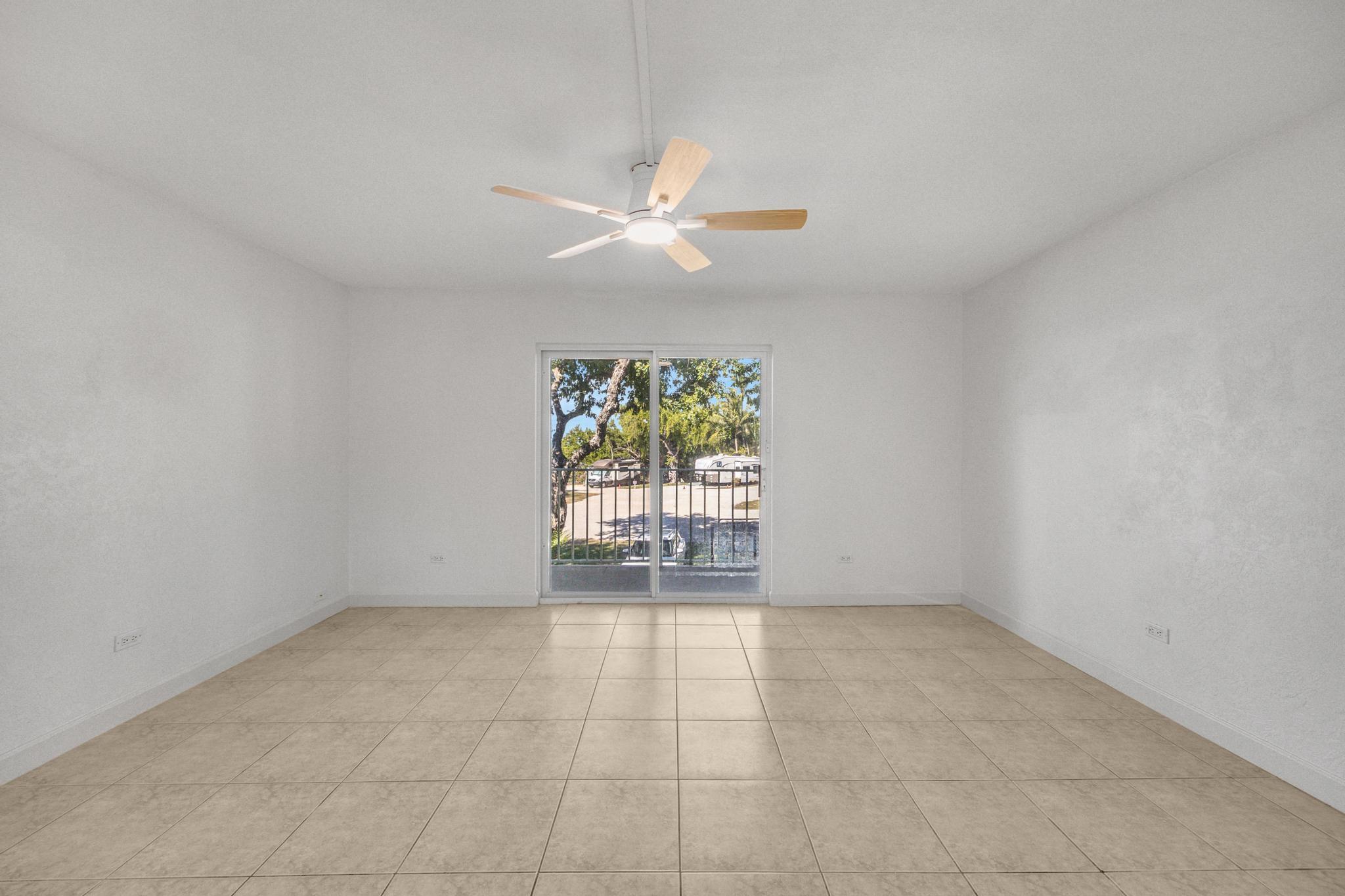 ANCHOR CONDOMINIUM - Residential