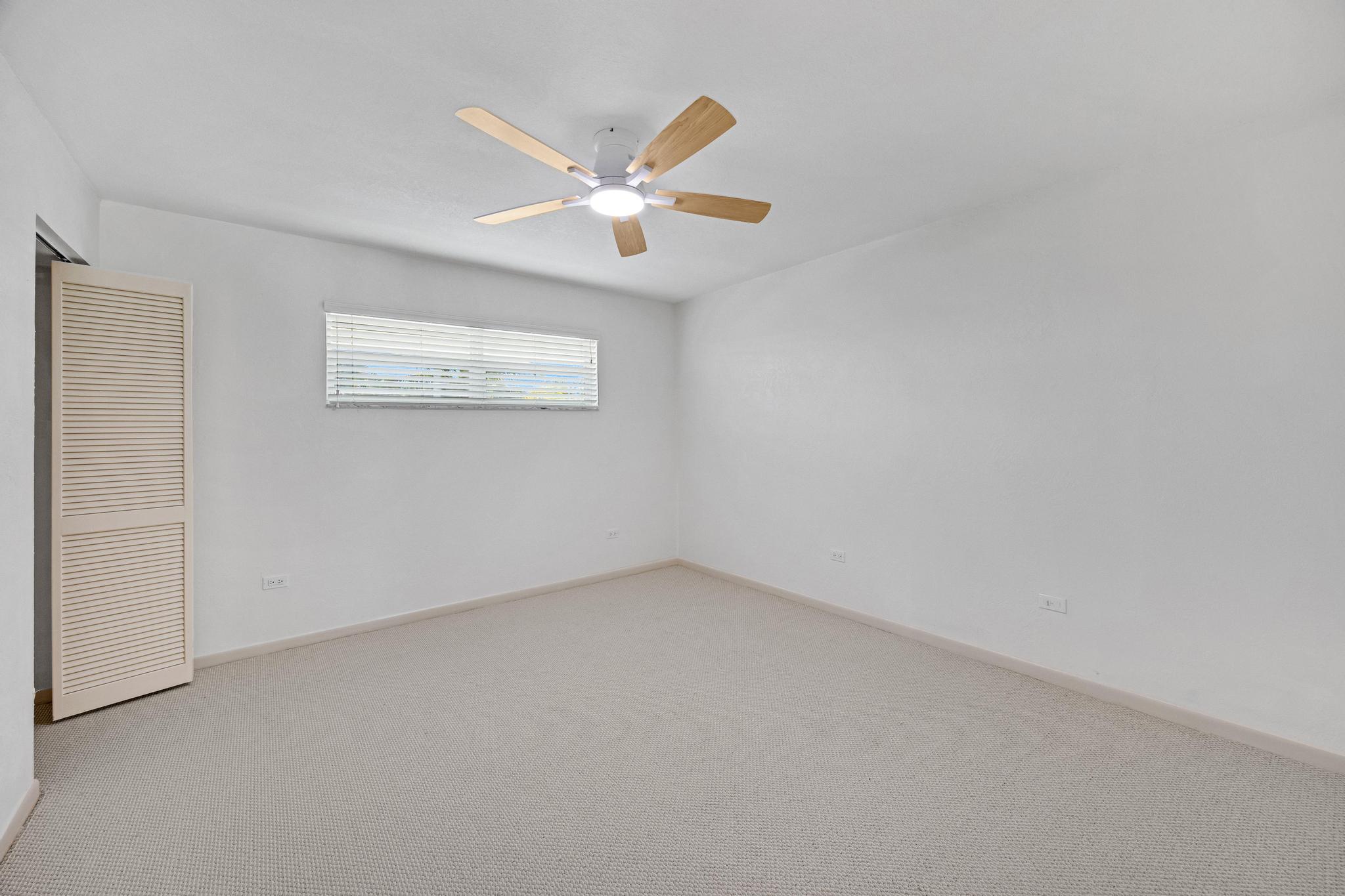 ANCHOR CONDOMINIUM - Residential