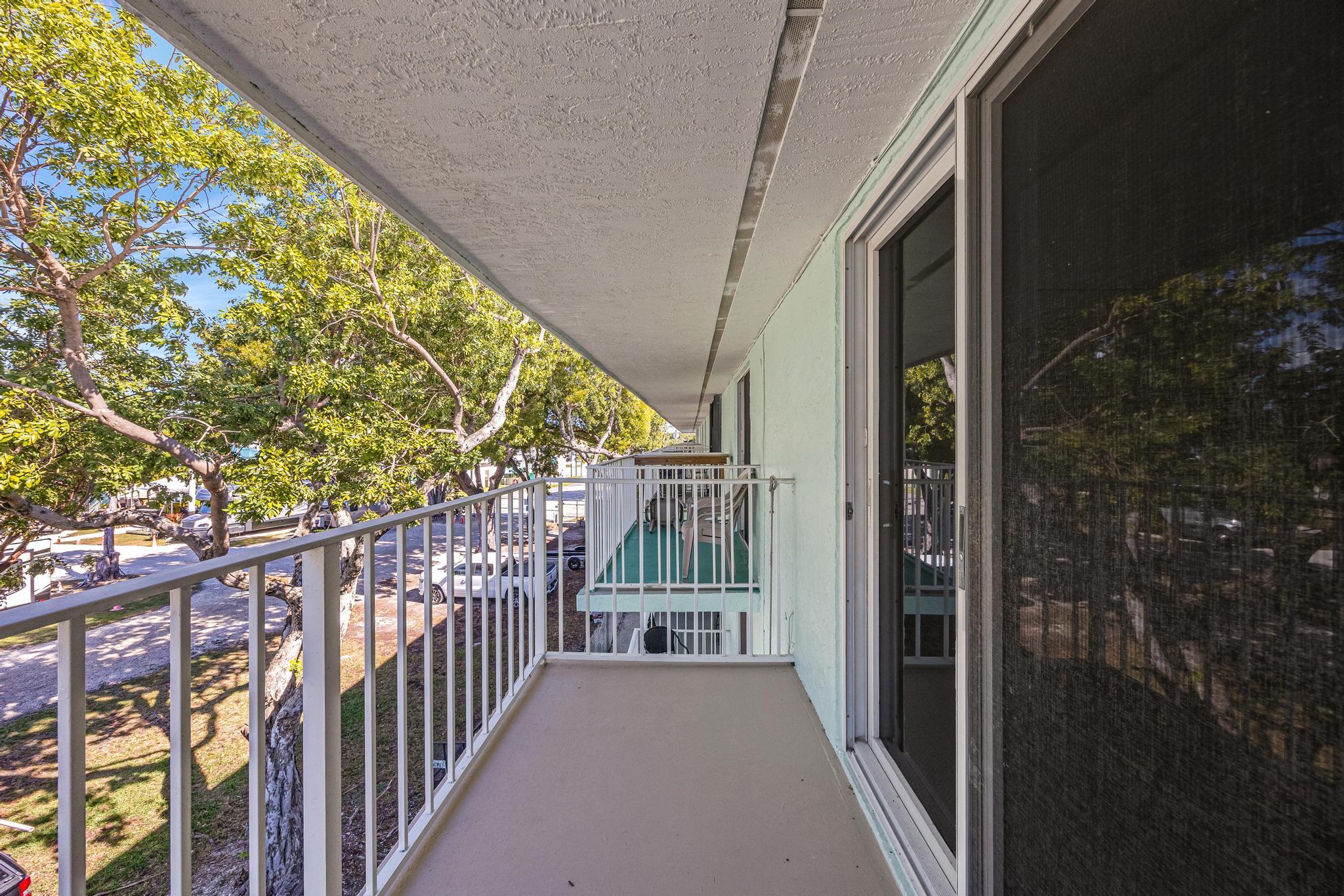 ANCHOR CONDOMINIUM - Residential