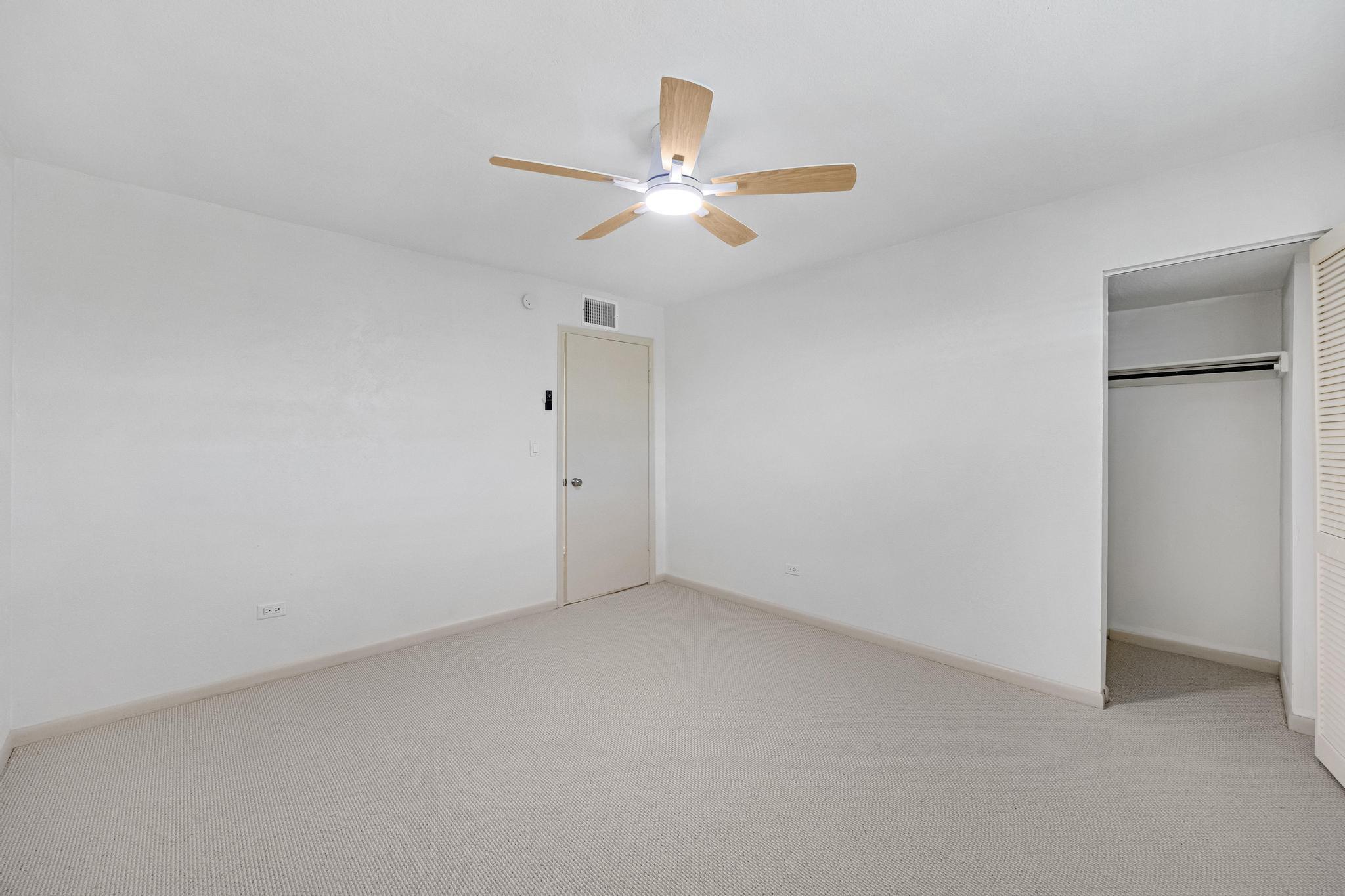 ANCHOR CONDOMINIUM - Residential