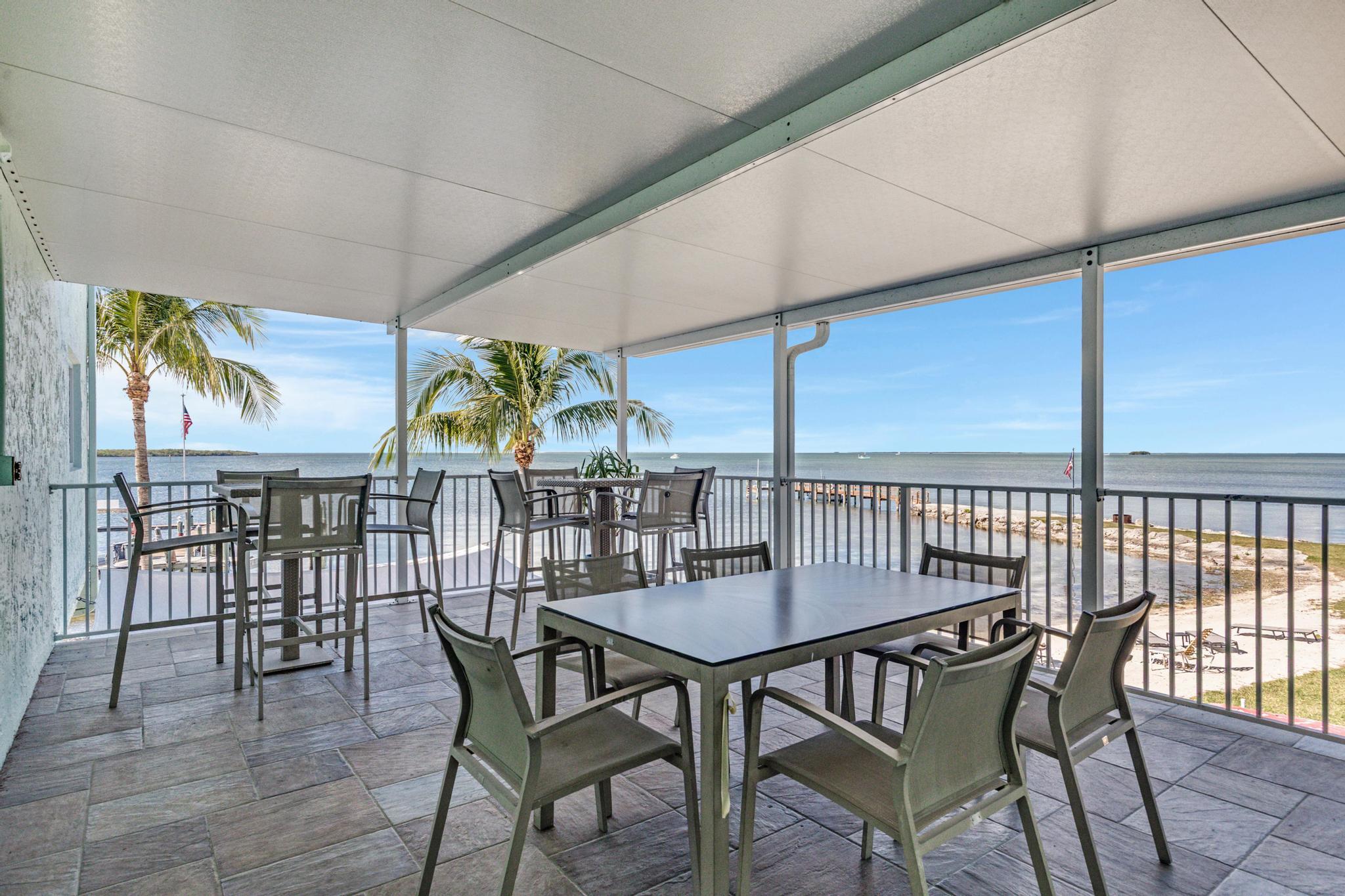 ANCHOR CONDOMINIUM - Residential