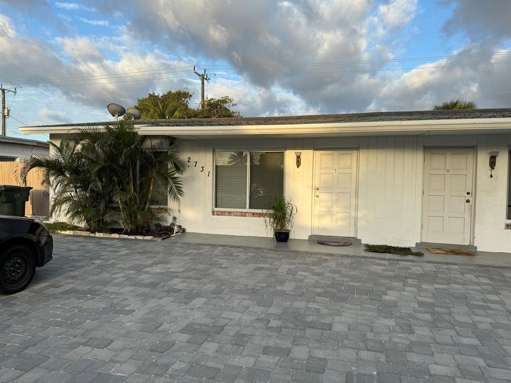 Photo of 2731 NE 2nd Avenue #A, Boca Raton, FL 33431 (MLS # R10970554)