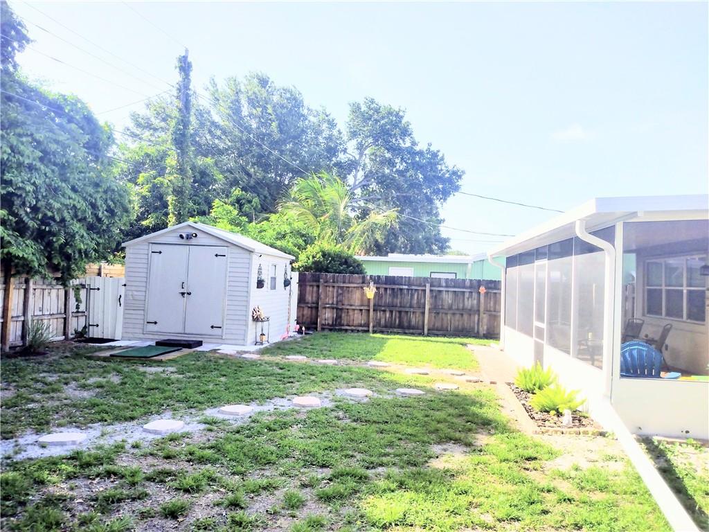 Sheridan Park 43-25 B - Residential