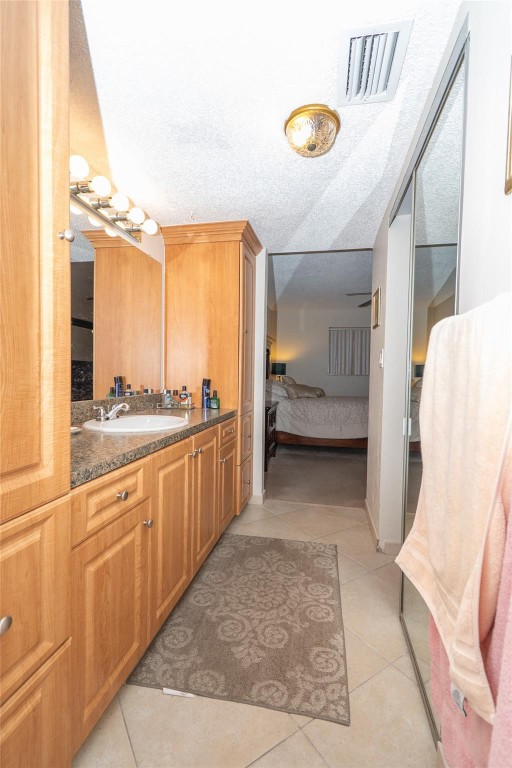 Sapphire - Oakland Est - Residential