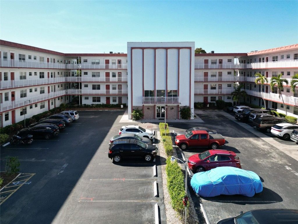 Photo of 4000 NW 44th Avenue #208, Lauderdale Lakes, FL 33319 (MLS # F10543129)