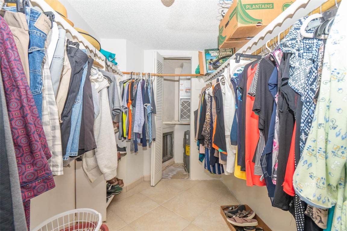 Sapphire - Oakland Est - Residential