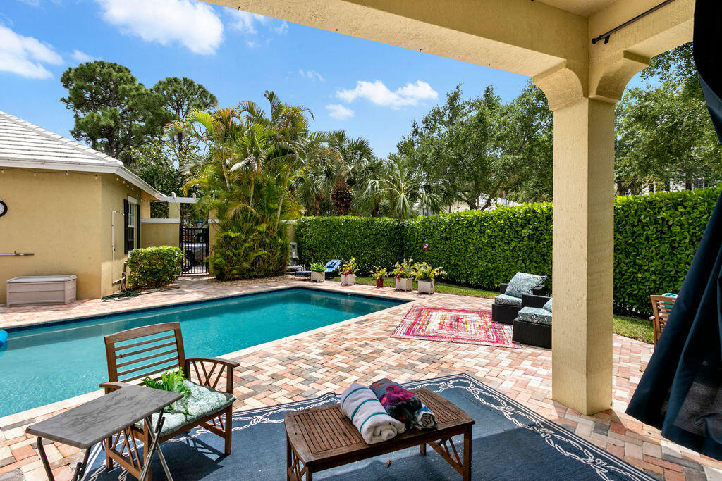 BOTANICA - Residential
