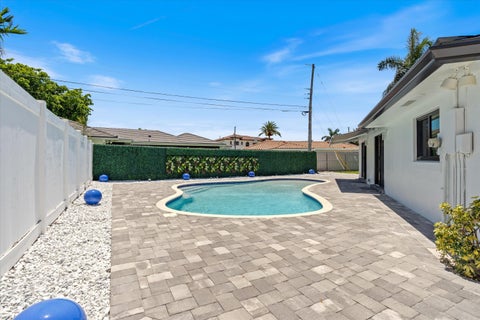 Tiny photo for 4410 NE 24th Avenue, Lighthouse Point, FL 33064 (MLS # B26047248)