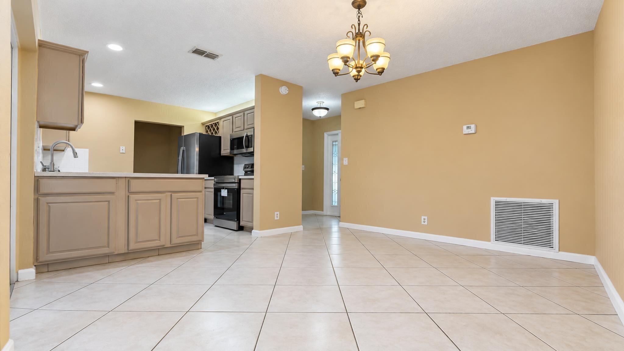 118 MOHIGAN Circle