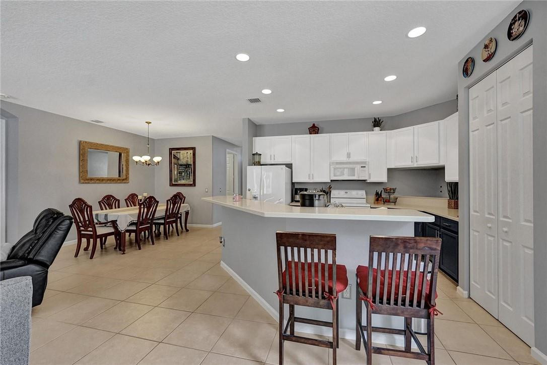 ABERDEEN/Addison Green - Residential