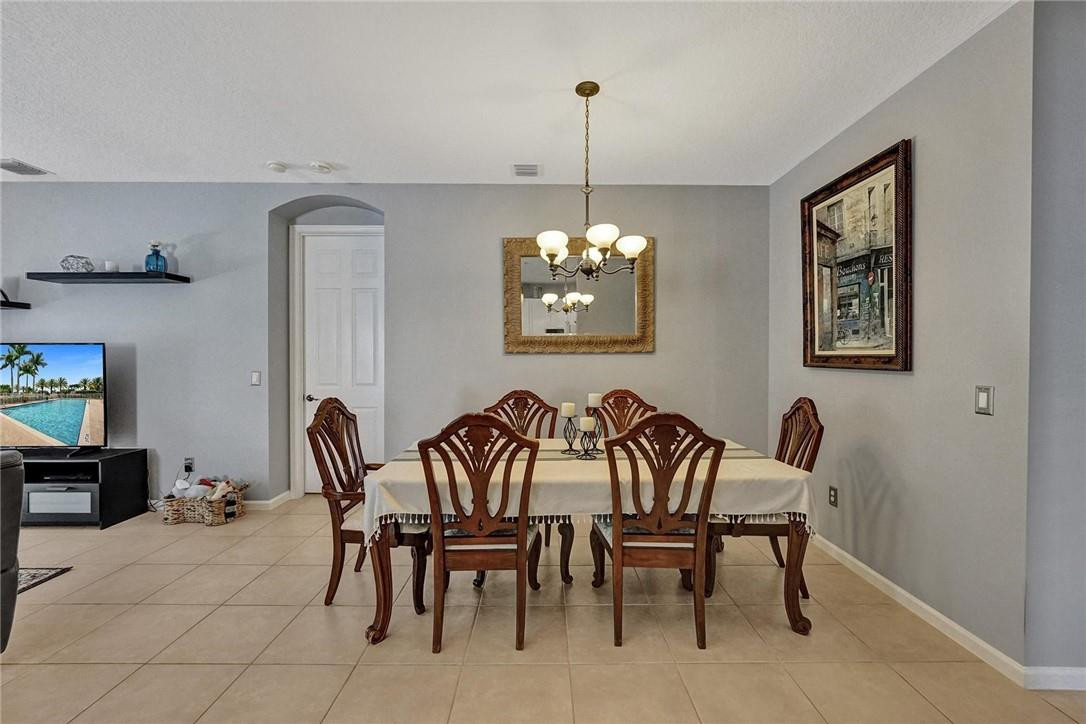 ABERDEEN/Addison Green - Residential