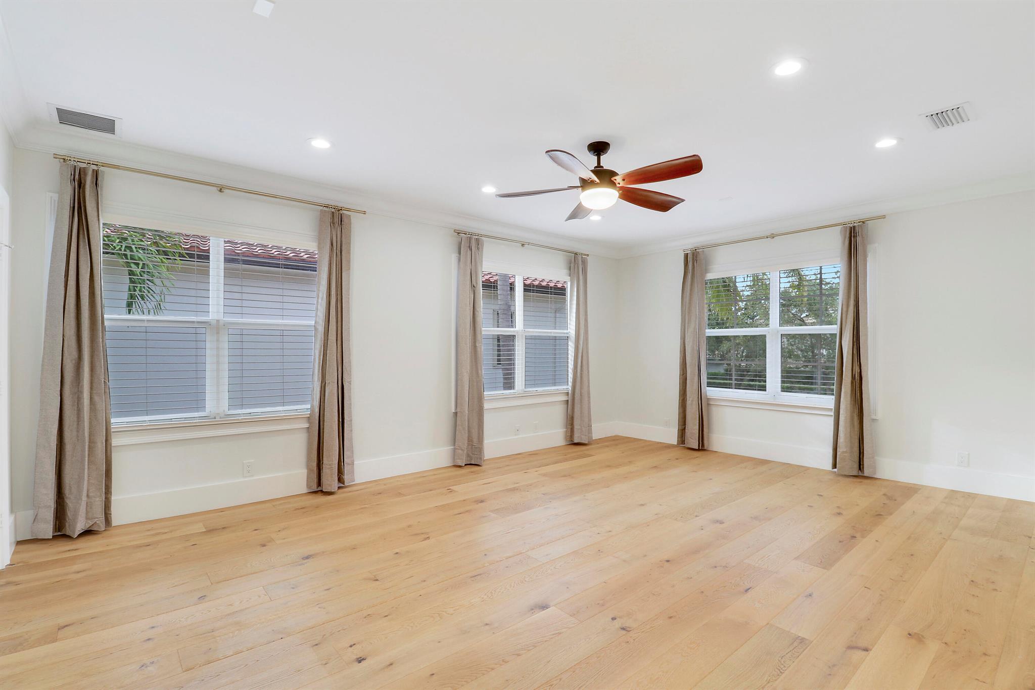 VALENCIA AT ABACOA - Residential Lease