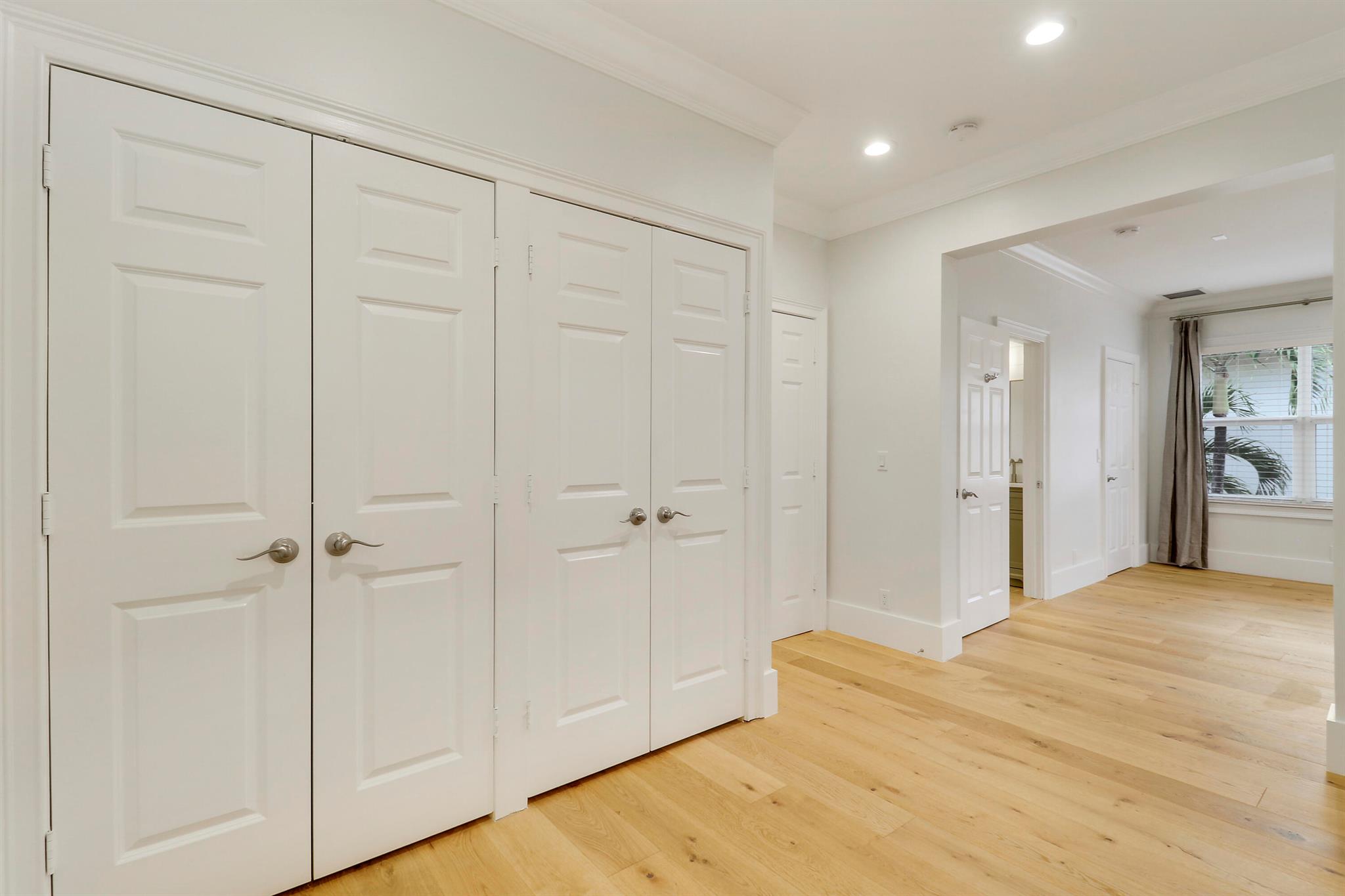 VALENCIA AT ABACOA - Residential Lease