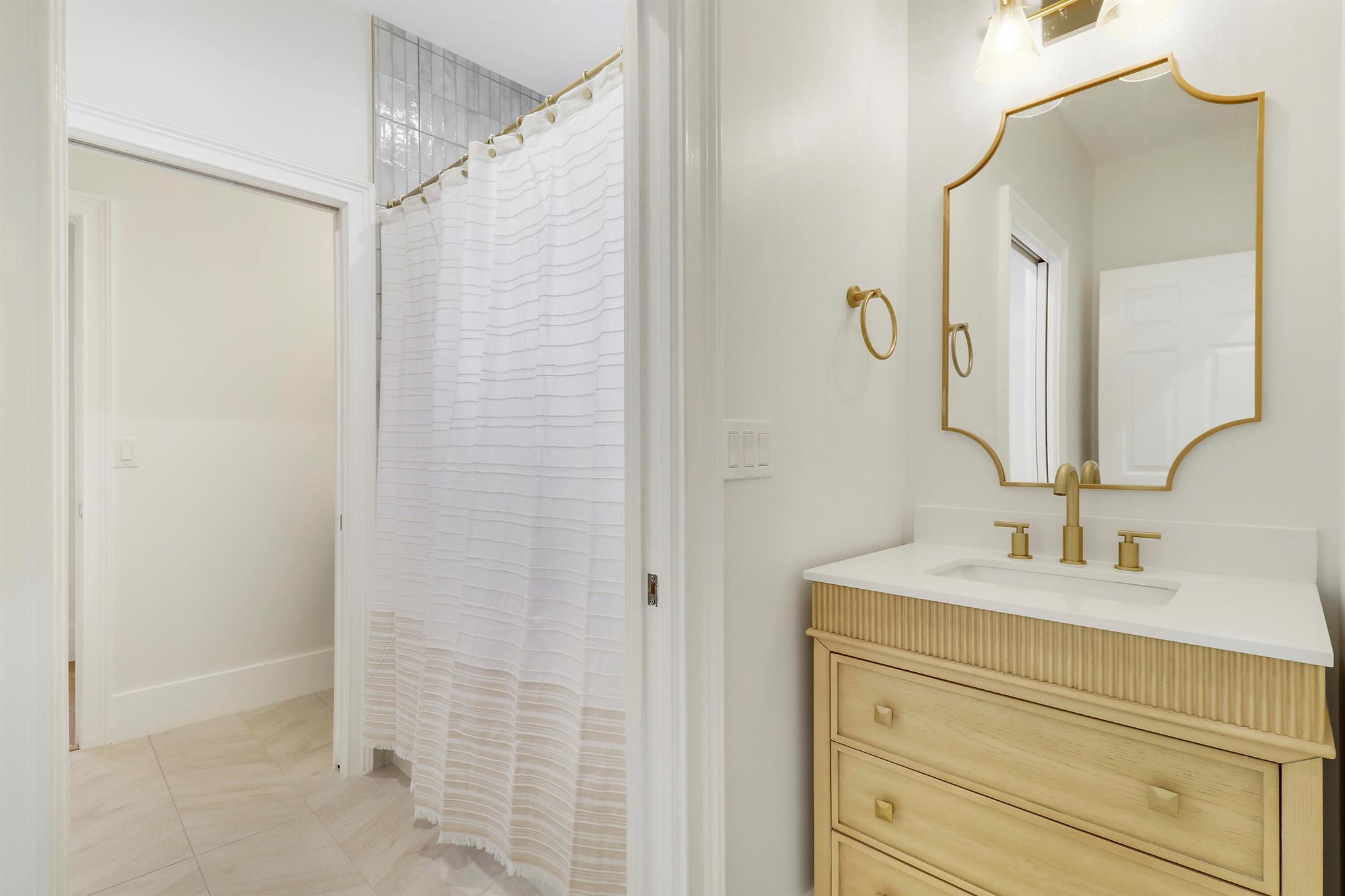 VALENCIA AT ABACOA - Residential Lease