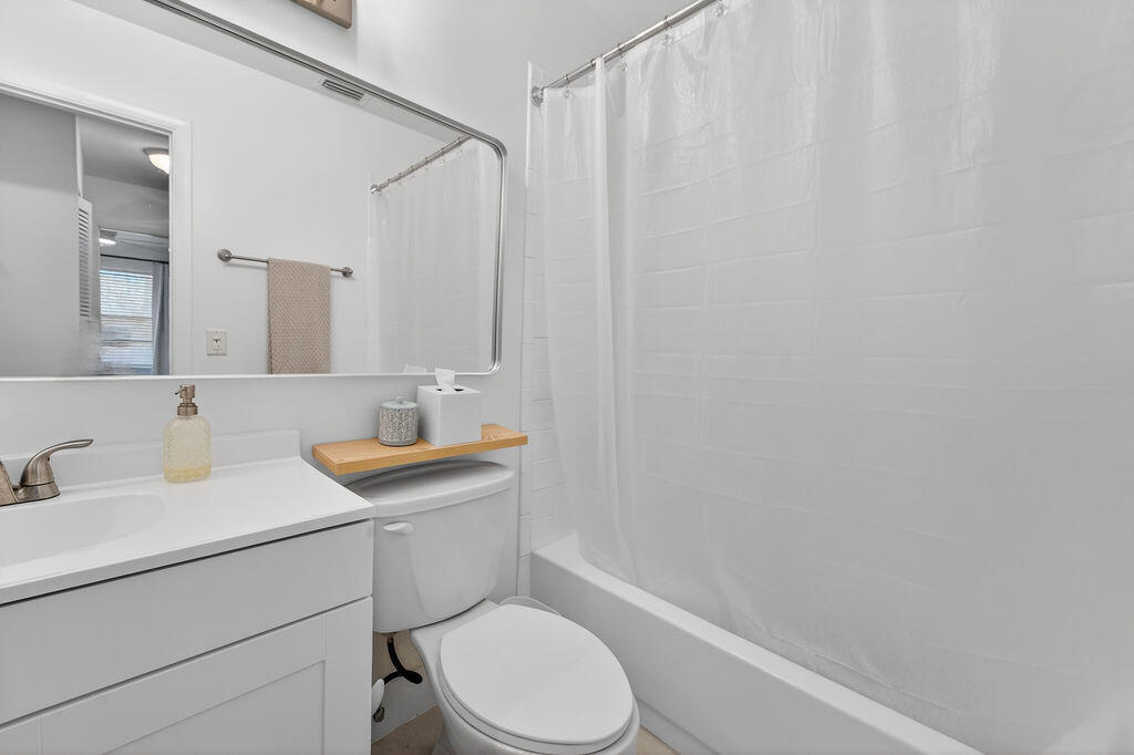 SABAL RIDGE CONDO - Residential Lease