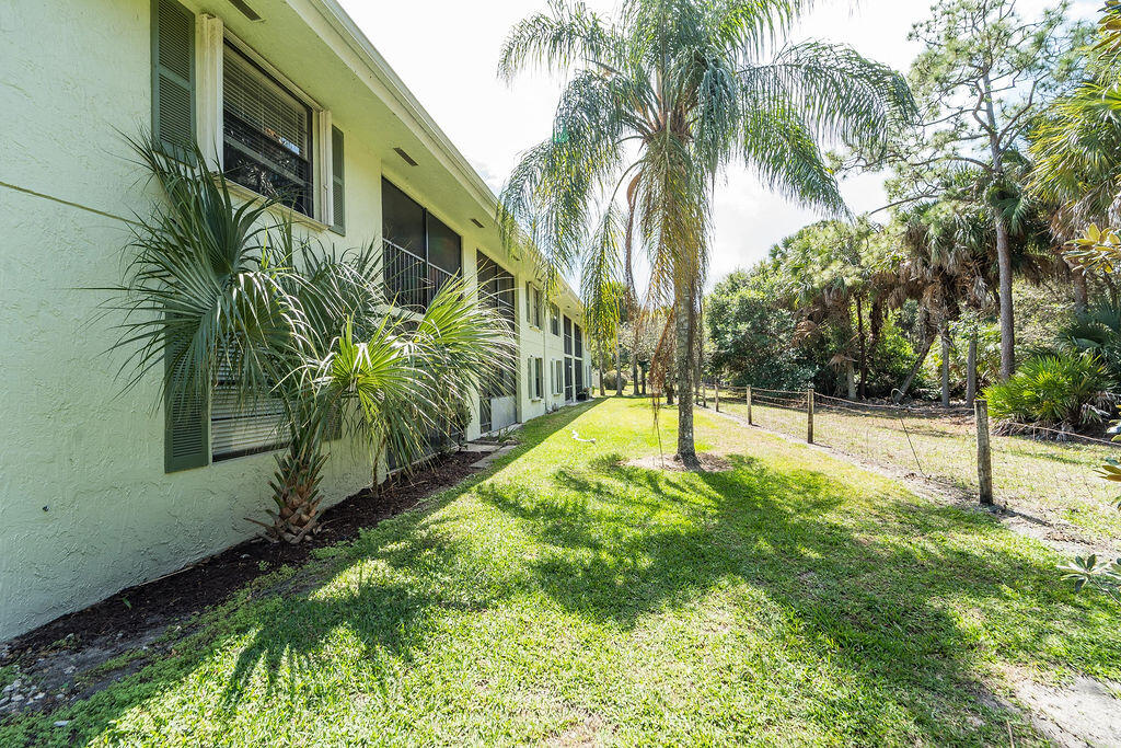 SABAL RIDGE CONDO - Residential Lease