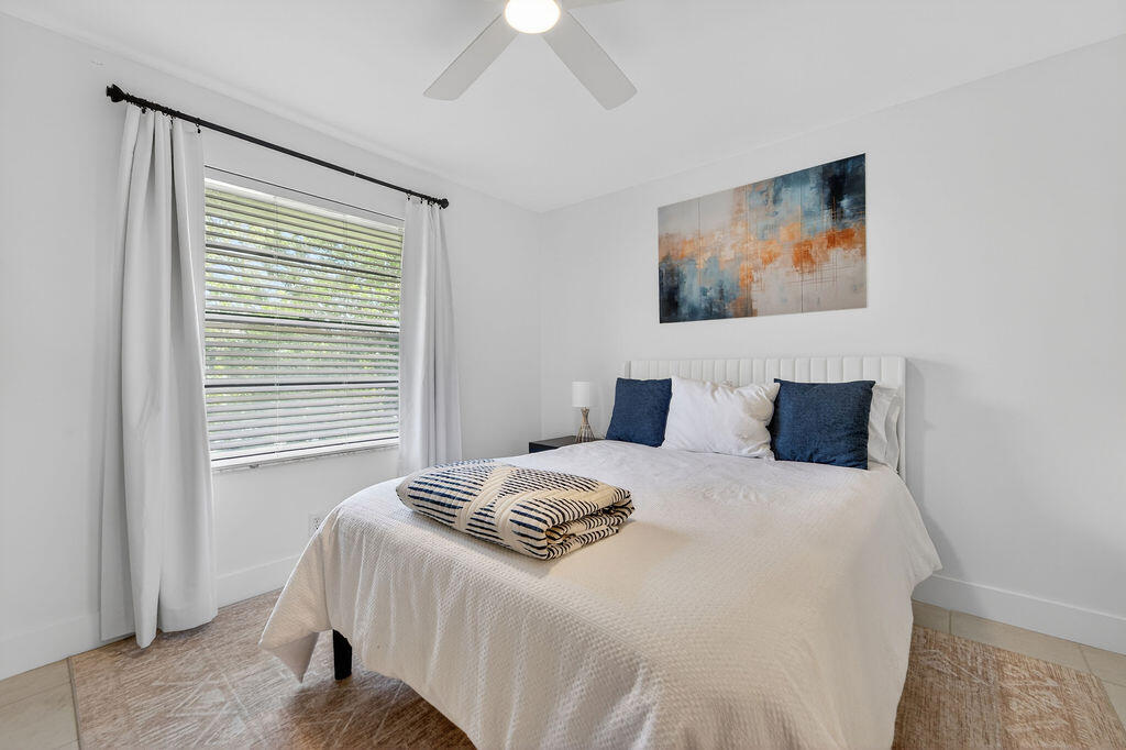 SABAL RIDGE CONDO - Residential Lease