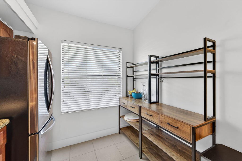 SABAL RIDGE CONDO - Residential Lease