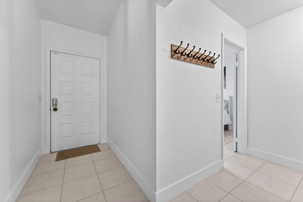 SABAL RIDGE CONDO - Residential Lease