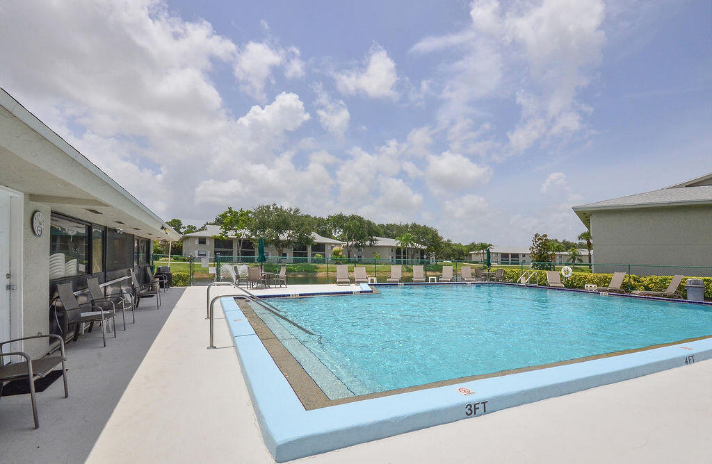 SABAL RIDGE CONDO - Residential Lease