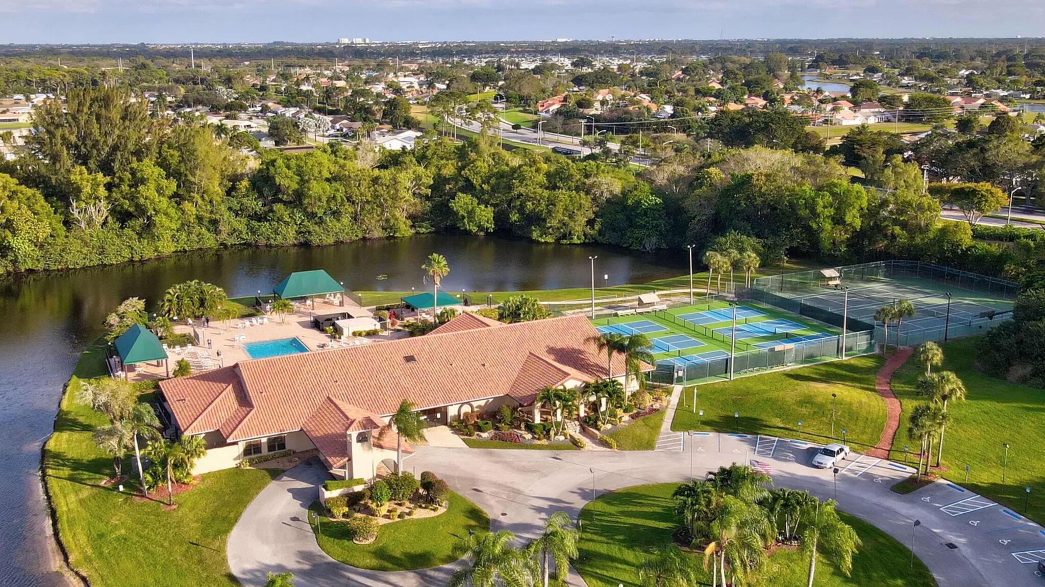 COVES AT PARKWALK CONDO - Residential