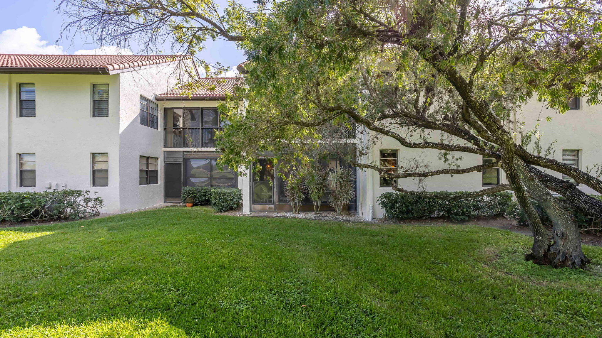 COVES AT PARKWALK CONDO - Residential