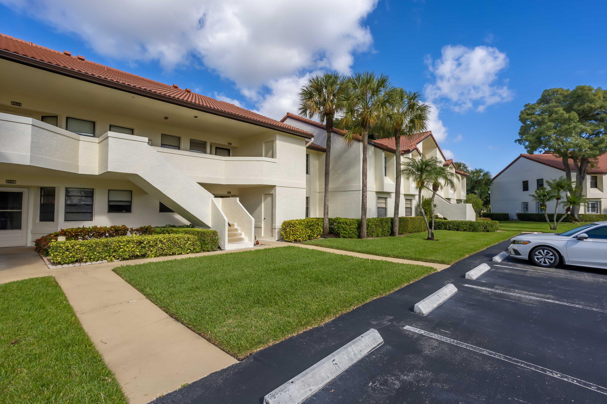 COVES AT PARKWALK CONDO - Residential