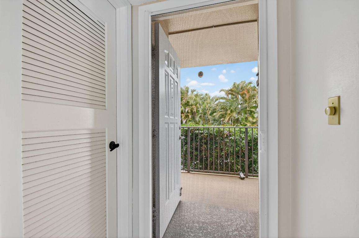 2424 N Federal Highway 207