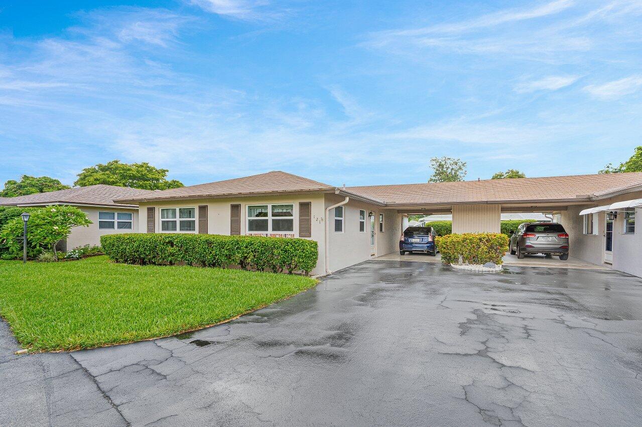 View photos, virtual tours, details... 121 MOCKINGBIRD Lane